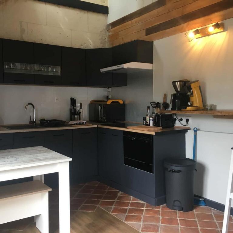 L'Escale - Maison avec Jardin - 4min du Zoo de Beauval - Two-Bedroom Townhouse - 5