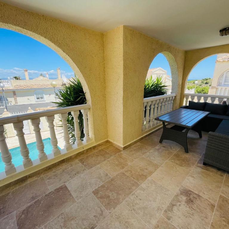 Casa Azure - Three-Bedroom House - 29