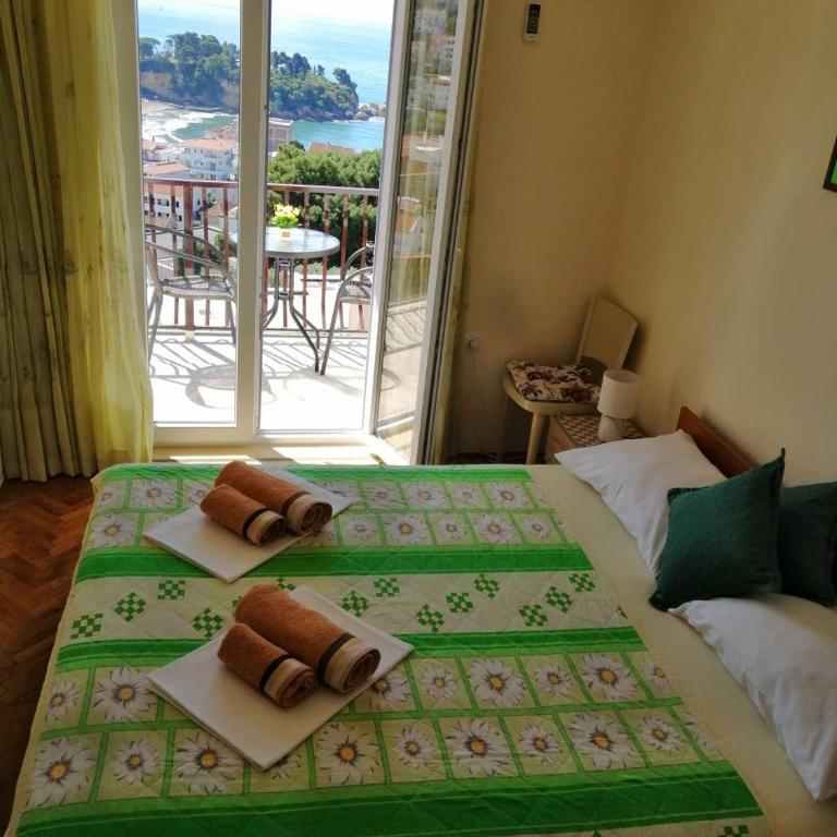 Apartment Olimp Ulcinj - Three-Bedroom Apartment - 3