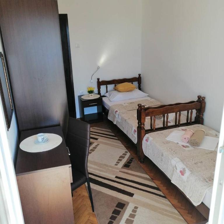 Apartment Olimp Ulcinj - Three-Bedroom Apartment - 13