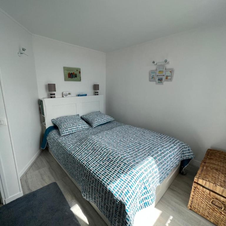 Le Cocooning T2 rénové et 5min à pied de la mer au cœur de Trouville - Apartamento - 2