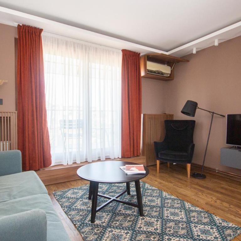 Artisan's Dwelling - Penthouse Apartment - 3