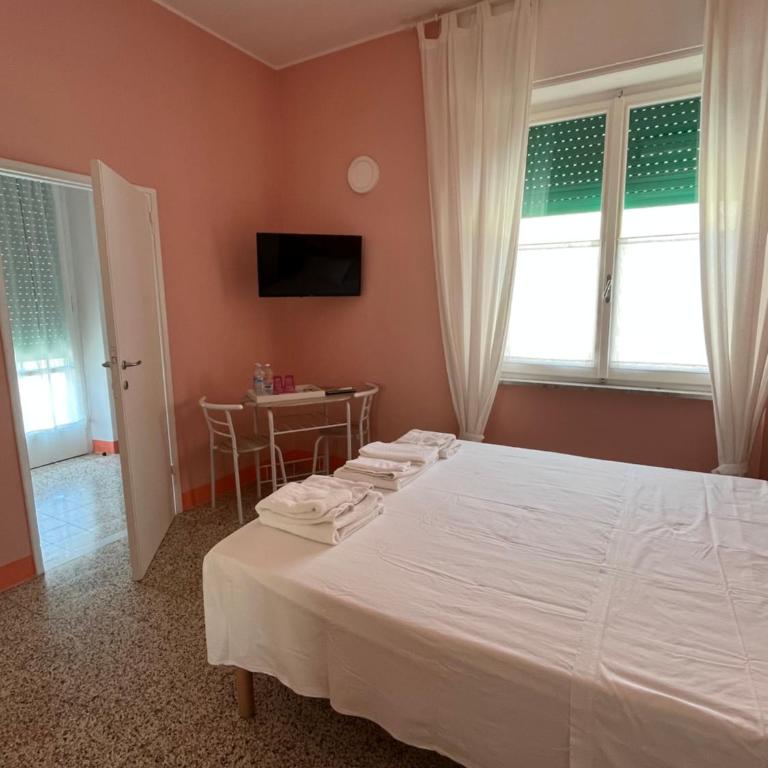 Bed and coffee Rooms Portoferraio - Camera Matrimoniale con Balcone - 8