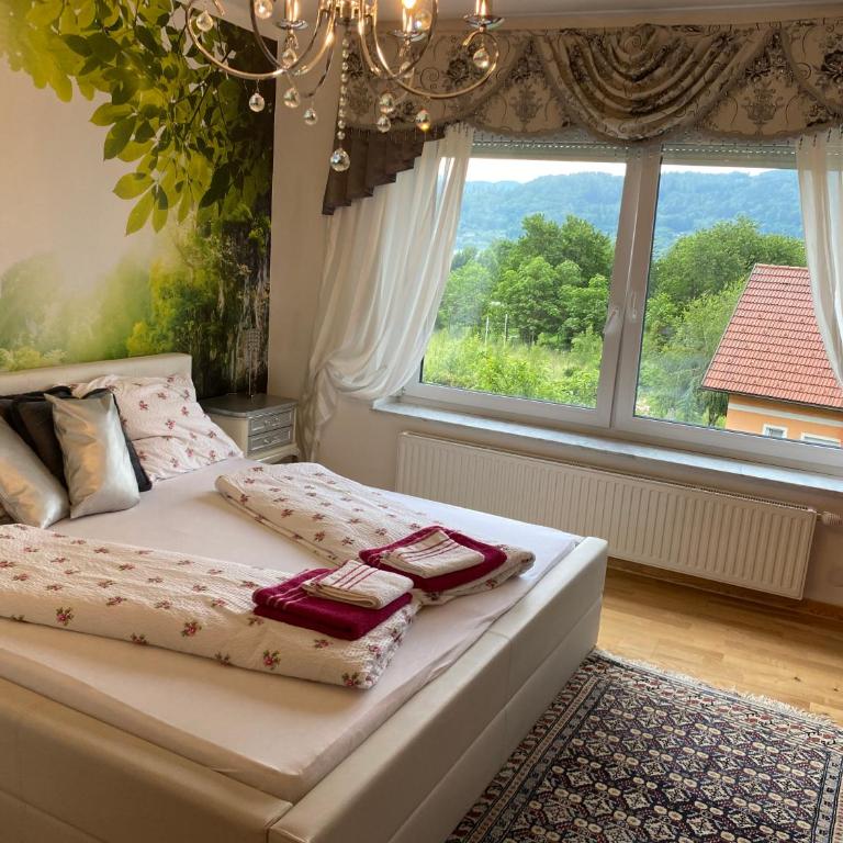 Apartments Let Me In - Doppelzimmer mit externem WC - 8