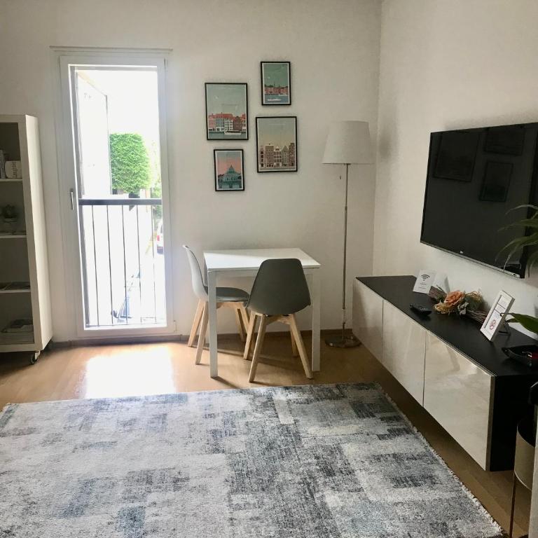 CONNIE S HOME free parking - Appartamento con 1 Camera da Letto - 24