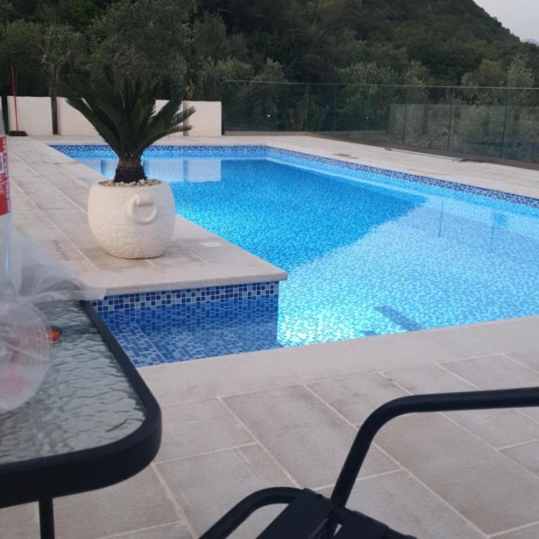 Apartments Blazevic - One-Bedroom Apartment with Terrace and Sea View - 21