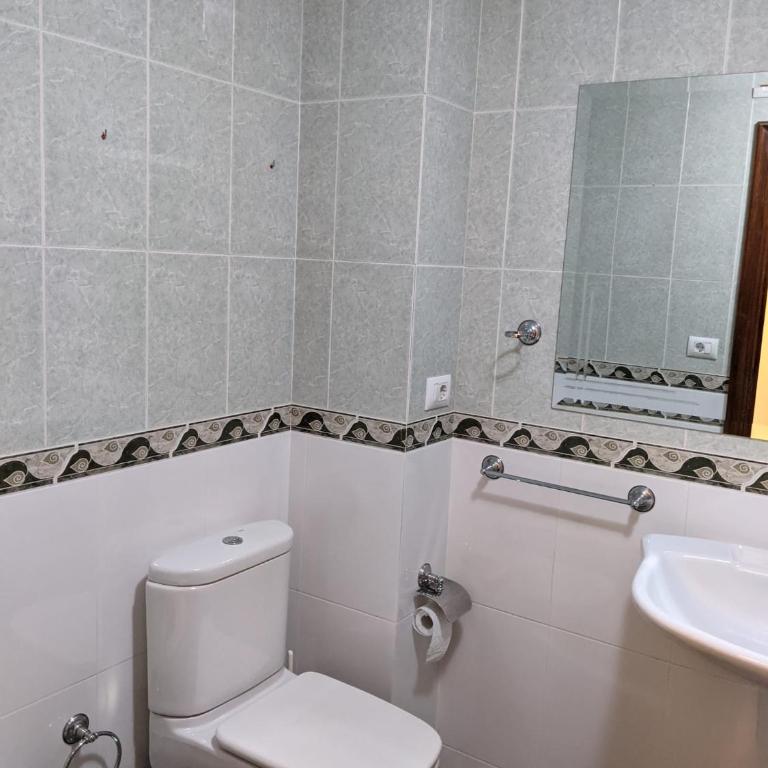Piso 4 habitaciones calle Barcelona - Apartamento - 24