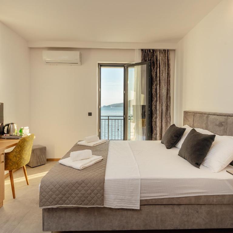 SkyView apartments - Deluxe Studio with Balcony and Sea View - 19