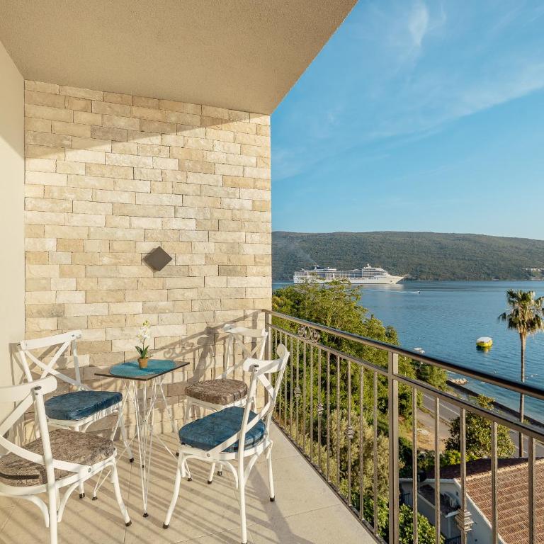 SkyView apartments - Deluxe Studio with Balcony and Sea View - 21