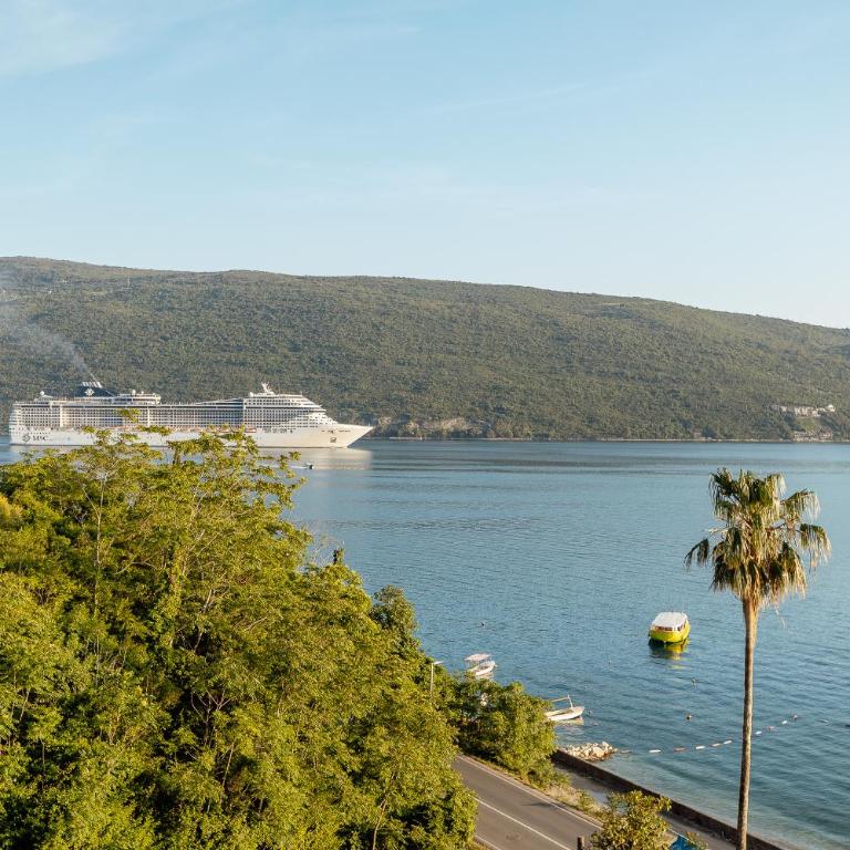 SkyView apartments - Deluxe Studio with Balcony and Sea View - 23