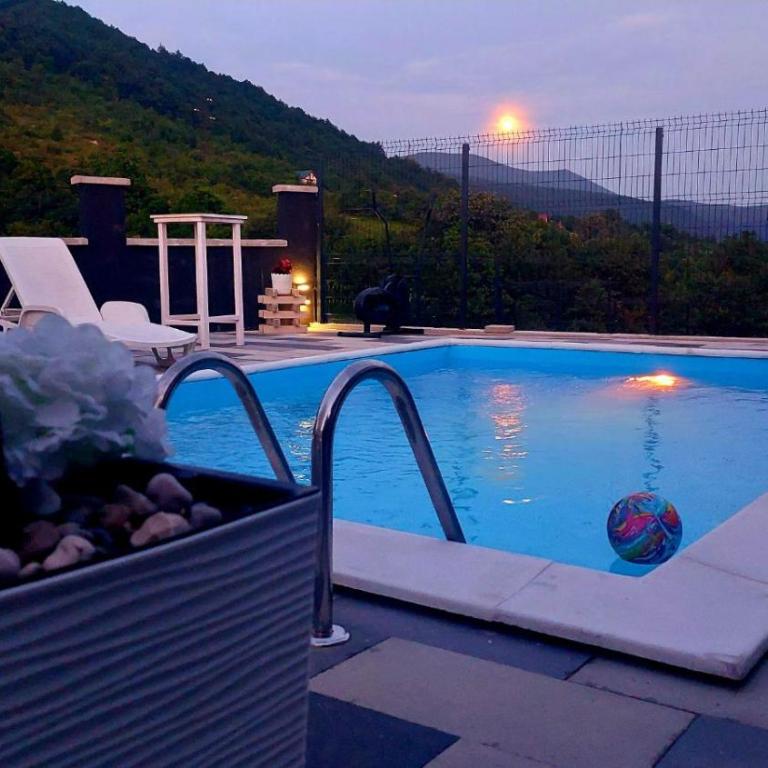 Holiday House White Hill - Villa with Private Pool - 9