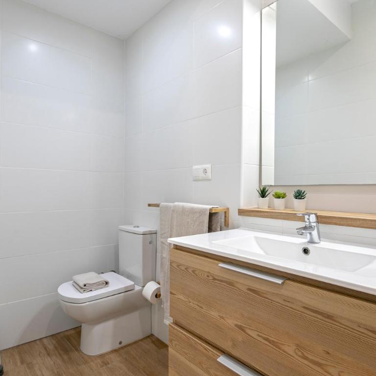Malaga Center Lagunillas Apartments - Apartment with Balcony - 15