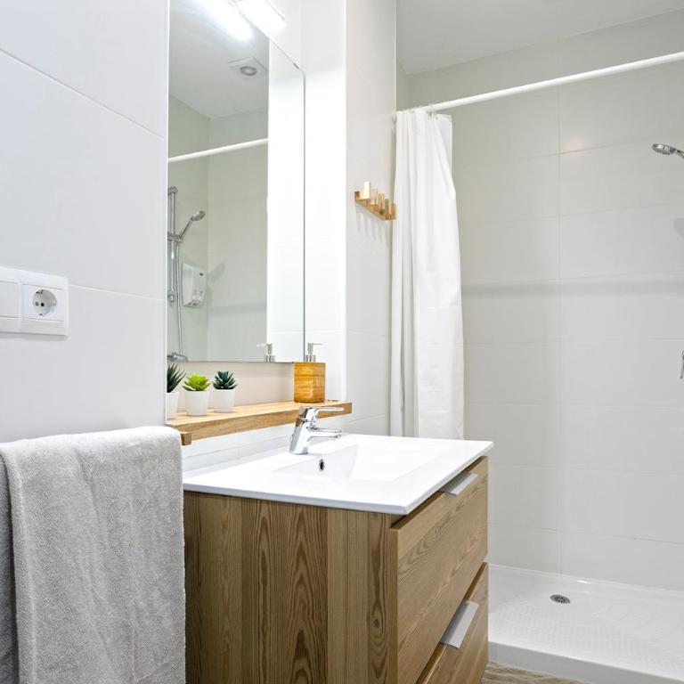 Malaga Center Lagunillas Apartments - Apartment with Balcony - 12