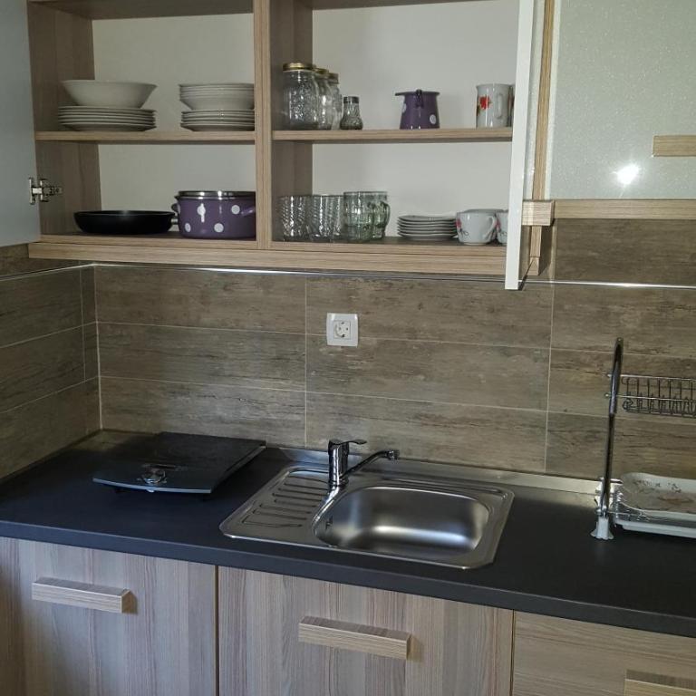 Amarok - Apartment with Sea View - 9