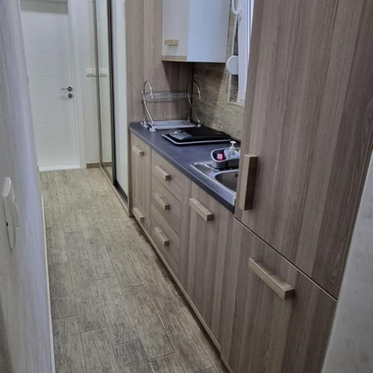 Amarok - Apartment with Balcony - 7