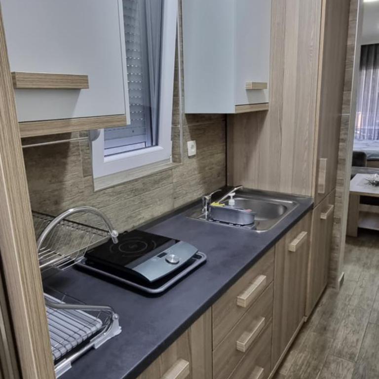 Amarok - Apartment with Balcony - 8