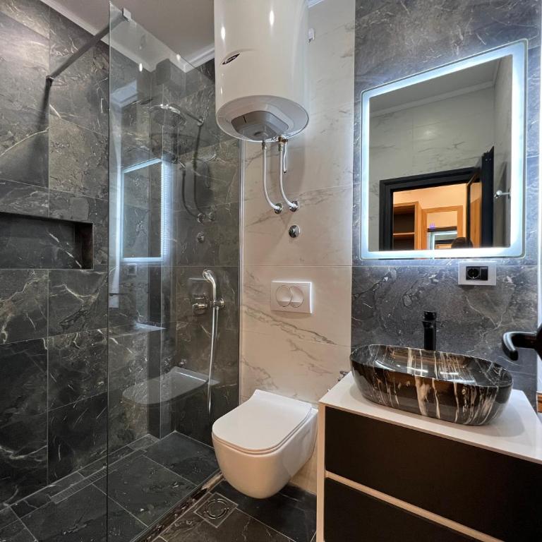 Blue Star Apartments - Deluxe Double Room - 8