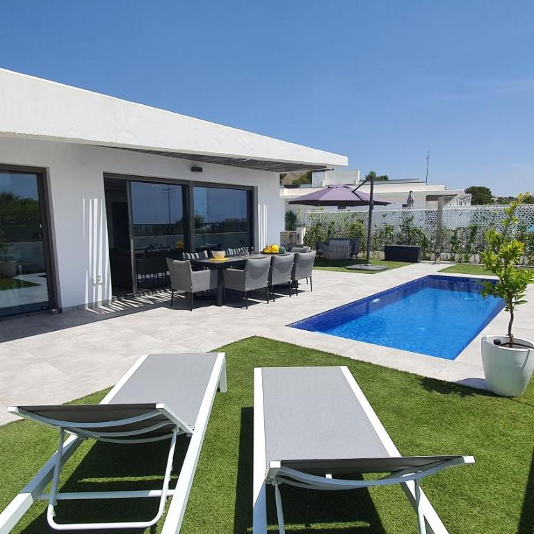 Pool & Snooker Villa - Villa - 28