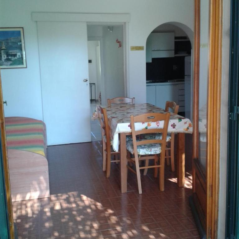 Villa Maria Carla - Casa Vacanze (5 Adulti) - 9