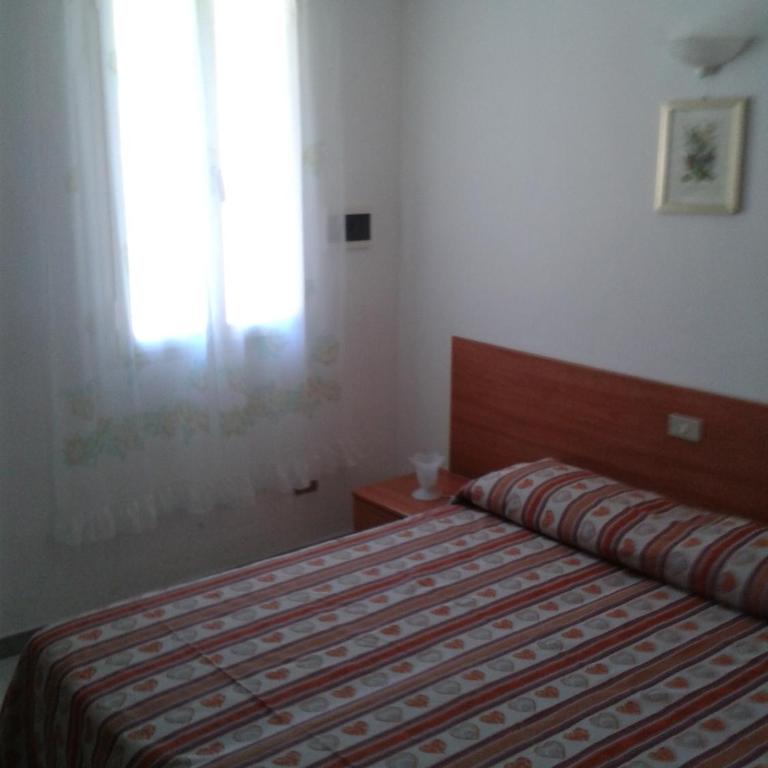Villa Maria Carla - Casa Vacanze (4 Adulti) - 15