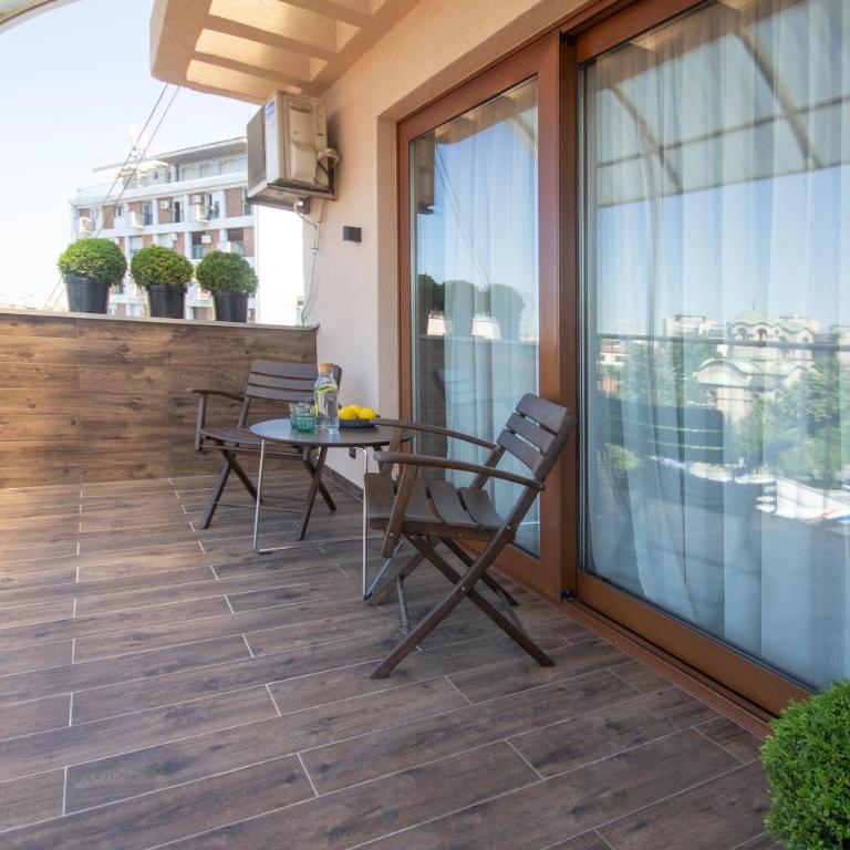 Artisan's Dwelling - Penthouse Apartment - 37