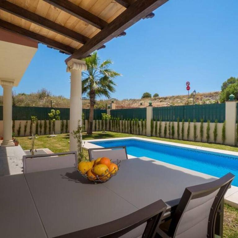 Villa HEIDI - Three-Bedroom Villa - 13