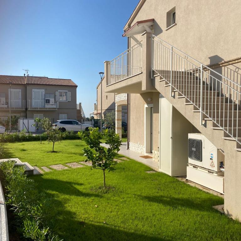 Nuovo trilocale con giardino, aria condizionata - Two-Bedroom Apartment - 1