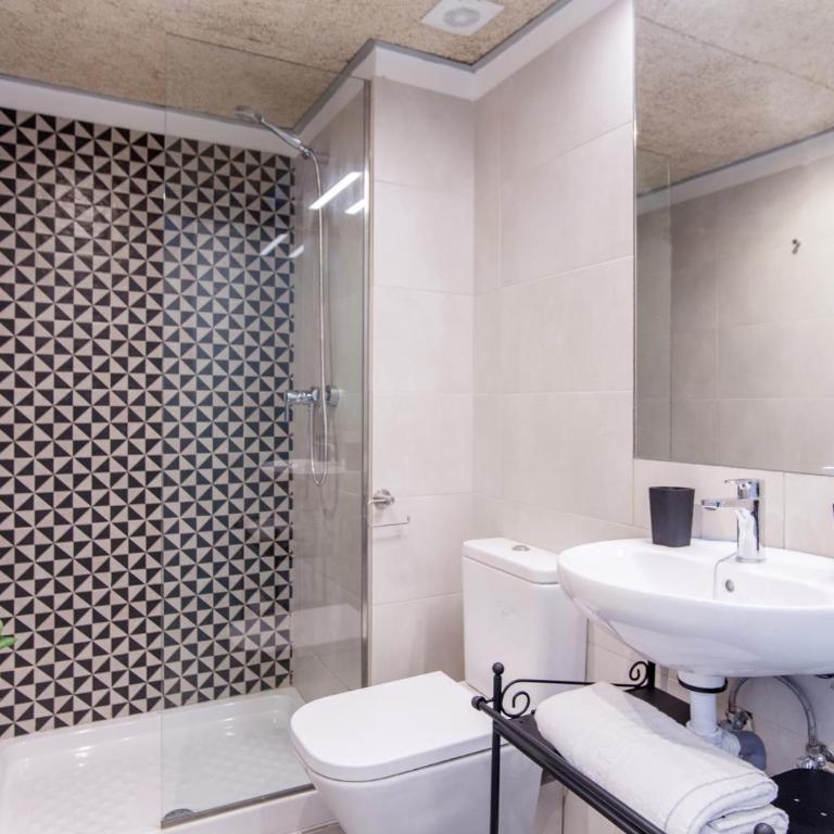 Aparteasy - Deluxe Family Apartments with Pool - One-Bedroom Apartment - 6