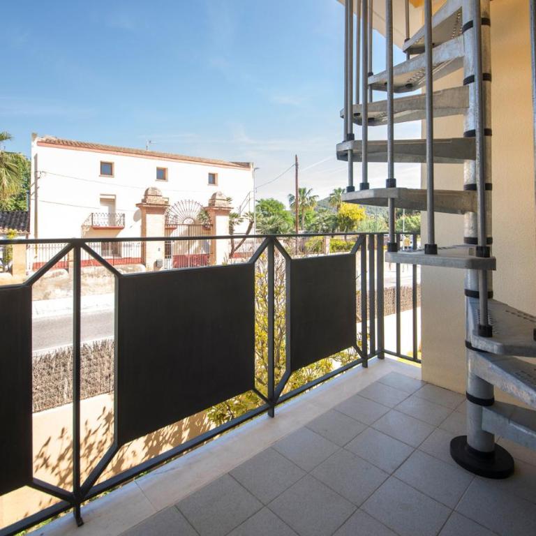 R129 Apartamento con terraza y piscina comunitaria cerca de la playa - Apartamento - 10