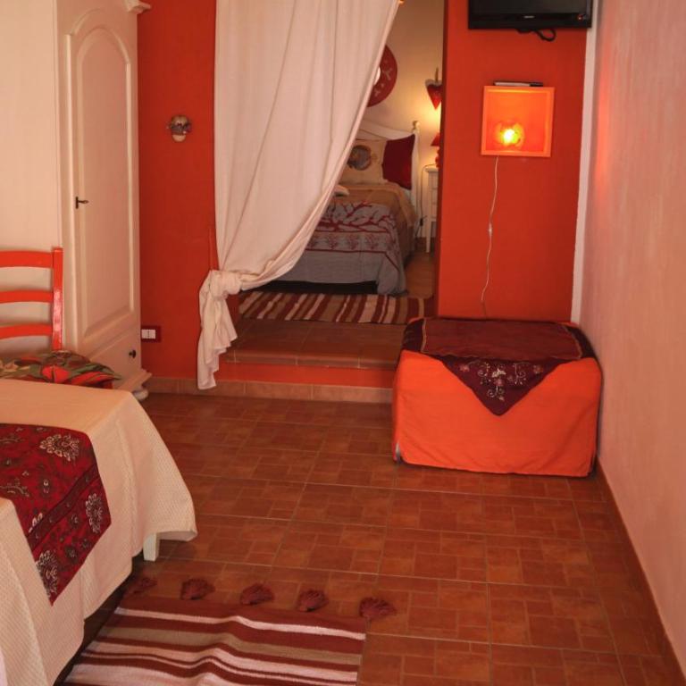 B&B Sole e Luna - Camera Doppia con Letti Singoli con Bagno Privato - 1
