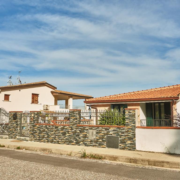 Villetta Vista Mare - Casa Vacanze con 2 Camere da Letto e Vista Mare - 8