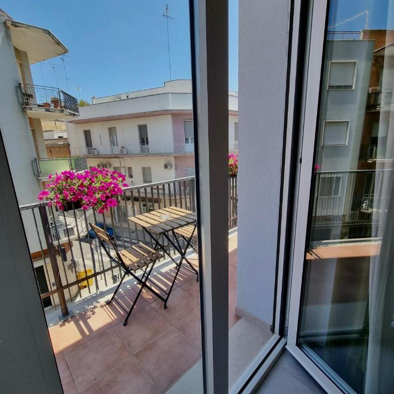 Dimora Giusti - Camera Matrimoniale Deluxe con Balcone - 10