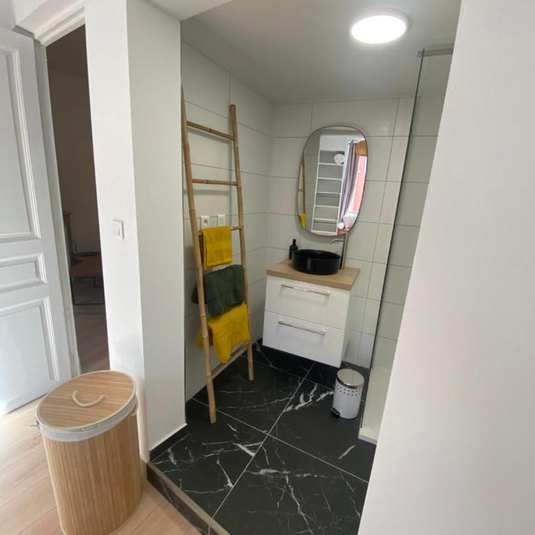 F2 Glamour Centre ville historique - Apartment mit 1 Schlafzimmer - 4