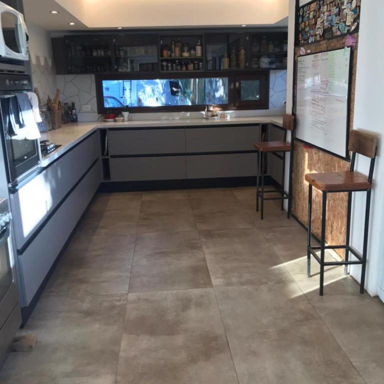 Mansión de Lujo con vistas al Lago Gutierrez - Casa de 4 dormitorios - 2