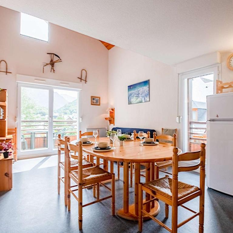 Duplex 8 Pers à Saint Lary Village - Balcon Sud, Proche Commodités et Activités Montagne - FR-1-296-306 - Apartment (8 Adults) - 2