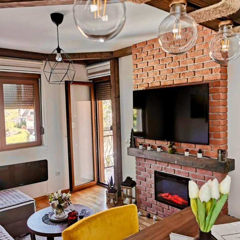 Zlatiborske Noći - Deluks Apartman - 1