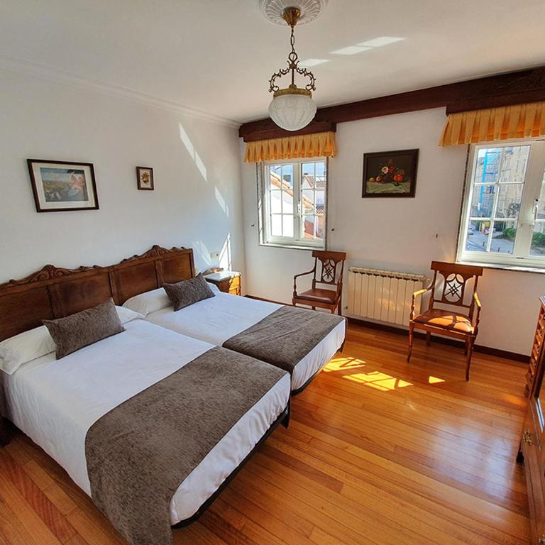 Hostal Giadás - Habitación Doble Estándar - 2 camas - 2