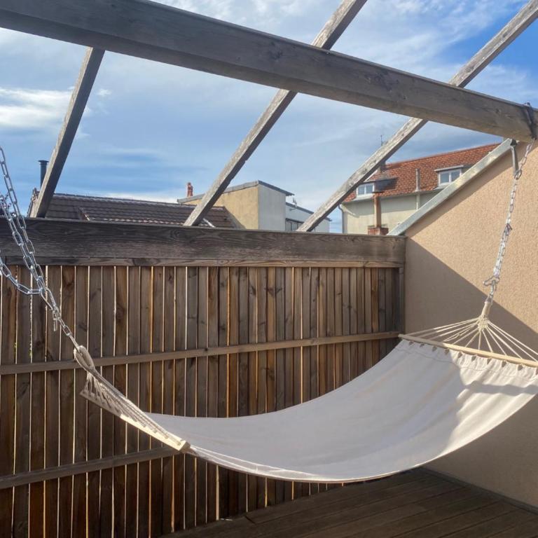 Loft avec terrasse pour 4 pers à 3km du circuit avec garage au calme - Appartement 1 Chambre - 3