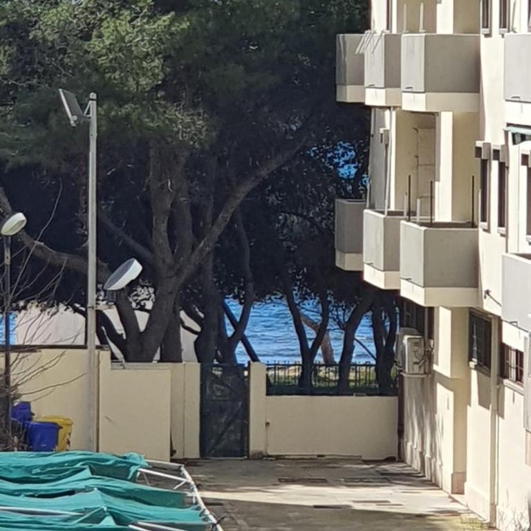 Sweet holiday b spiaggia Rivabella - Appartamento con 2 Camere da Letto - 12