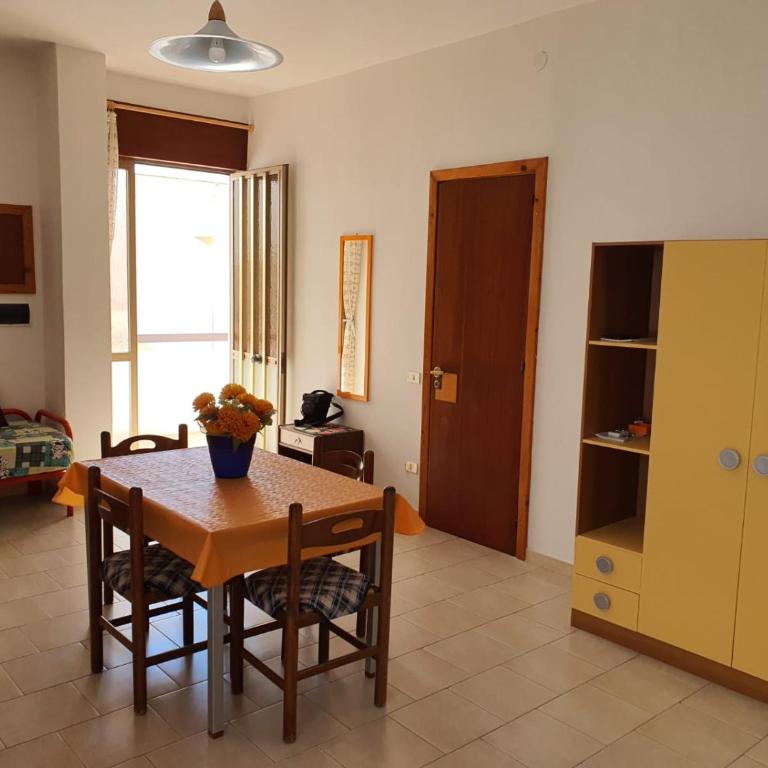 Sweet holiday b spiaggia Rivabella - Appartamento con 2 Camere da Letto - 9