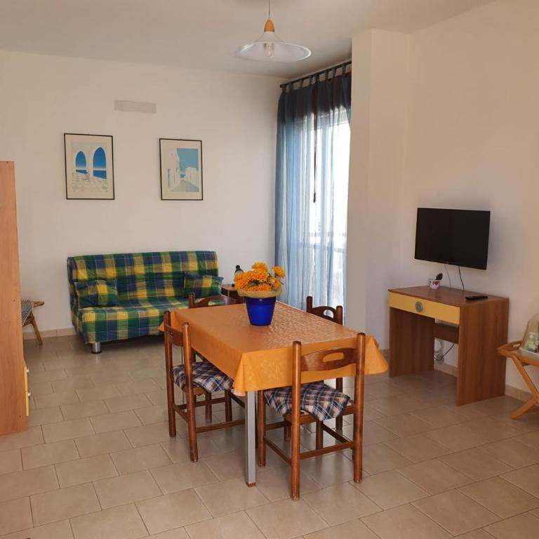 Sweet holiday b spiaggia Rivabella - Appartamento con 2 Camere da Letto - 2