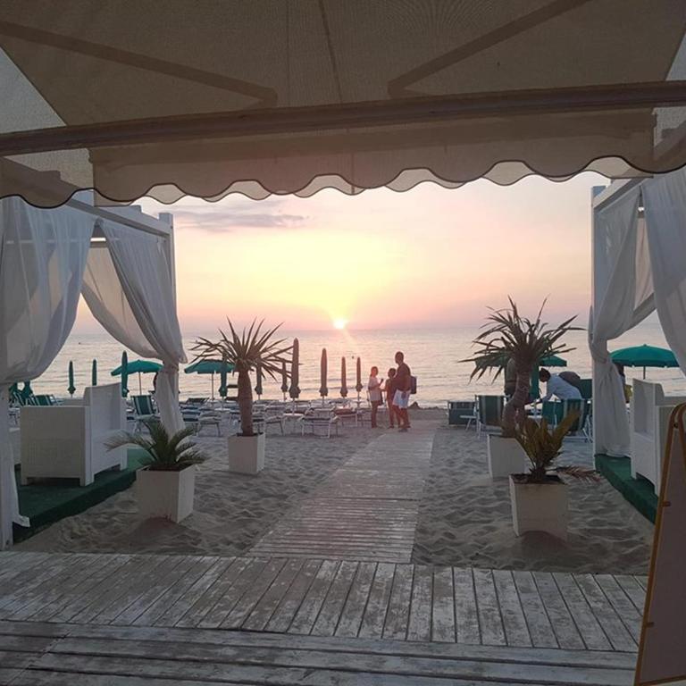Sweet holiday b spiaggia Rivabella - Appartamento con 2 Camere da Letto - 17