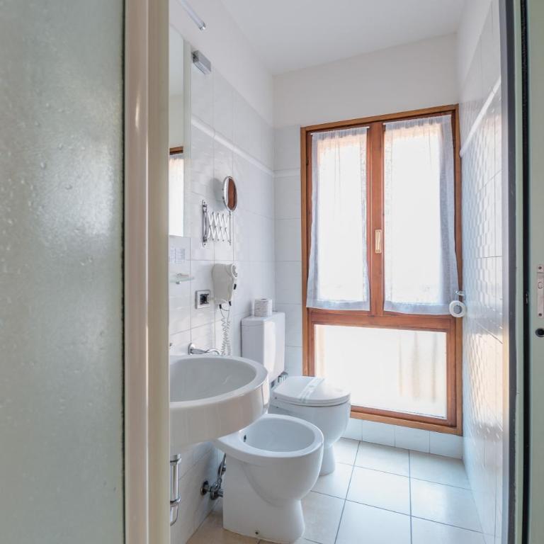 Hotel Centrale - Camera Singola con Letto a Una Piazza e Mezza - 10
