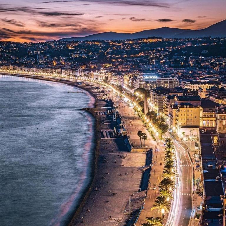 Stunning Duplex place Masséna 2 mins walk from beaches - Appartement 1 Chambre - 20