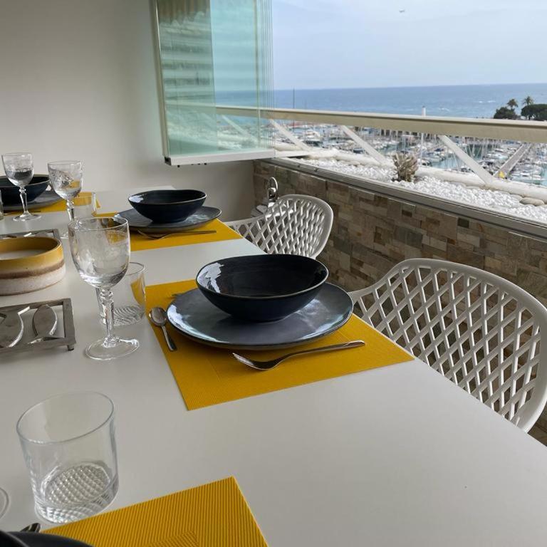Grand 4 pièces 6 personnes fabuleuse vue mer clim garage - Appartement 3 Chambres - 19
