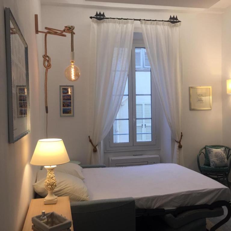 Charmant Studio avec Mezzanine, Climatisé, au Cœur de Menton, Proche Plages et Commerces - FR-1-196-300 - Studio - 2