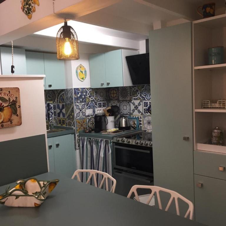 Charmant Studio avec Mezzanine, Climatisé, au Cœur de Menton, Proche Plages et Commerces - FR-1-196-300 - Studio - 4