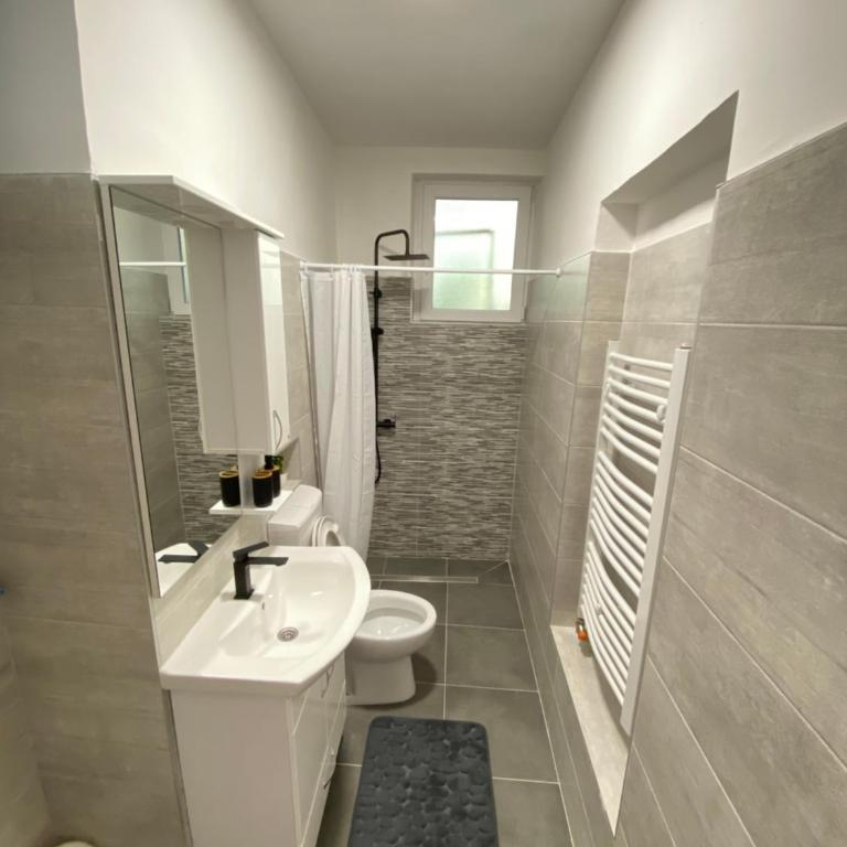 Modern Studio Apartment in the Old Town - Studio - 20