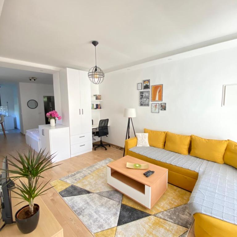 Modern Studio Apartment in the Old Town - Studio - 2