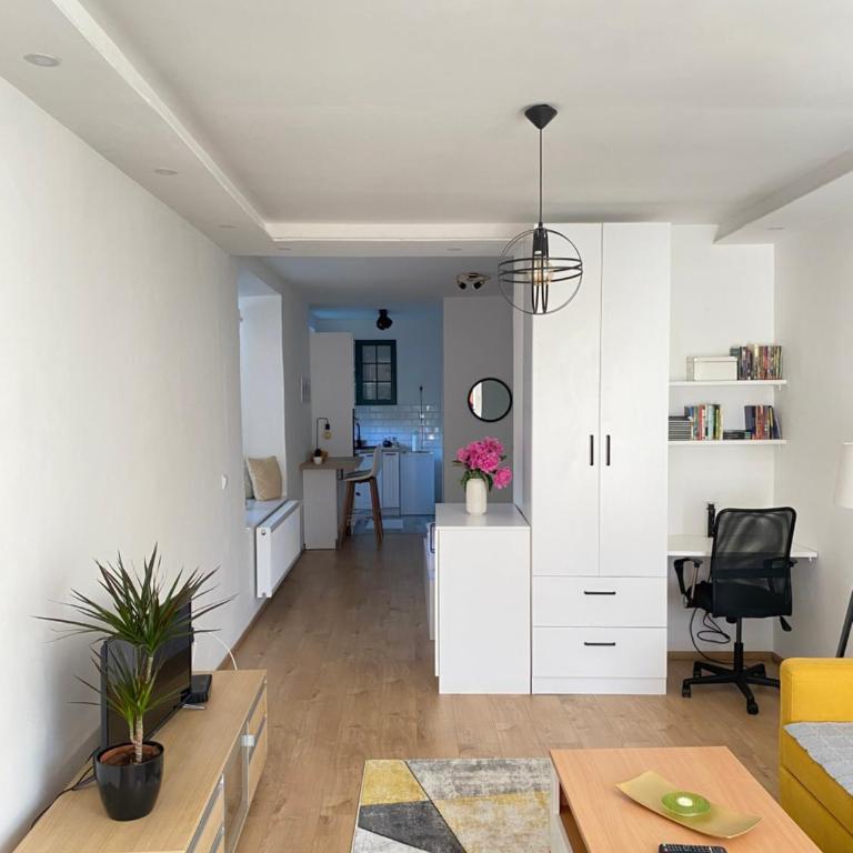 Modern Studio Apartment in the Old Town - Studio - 3